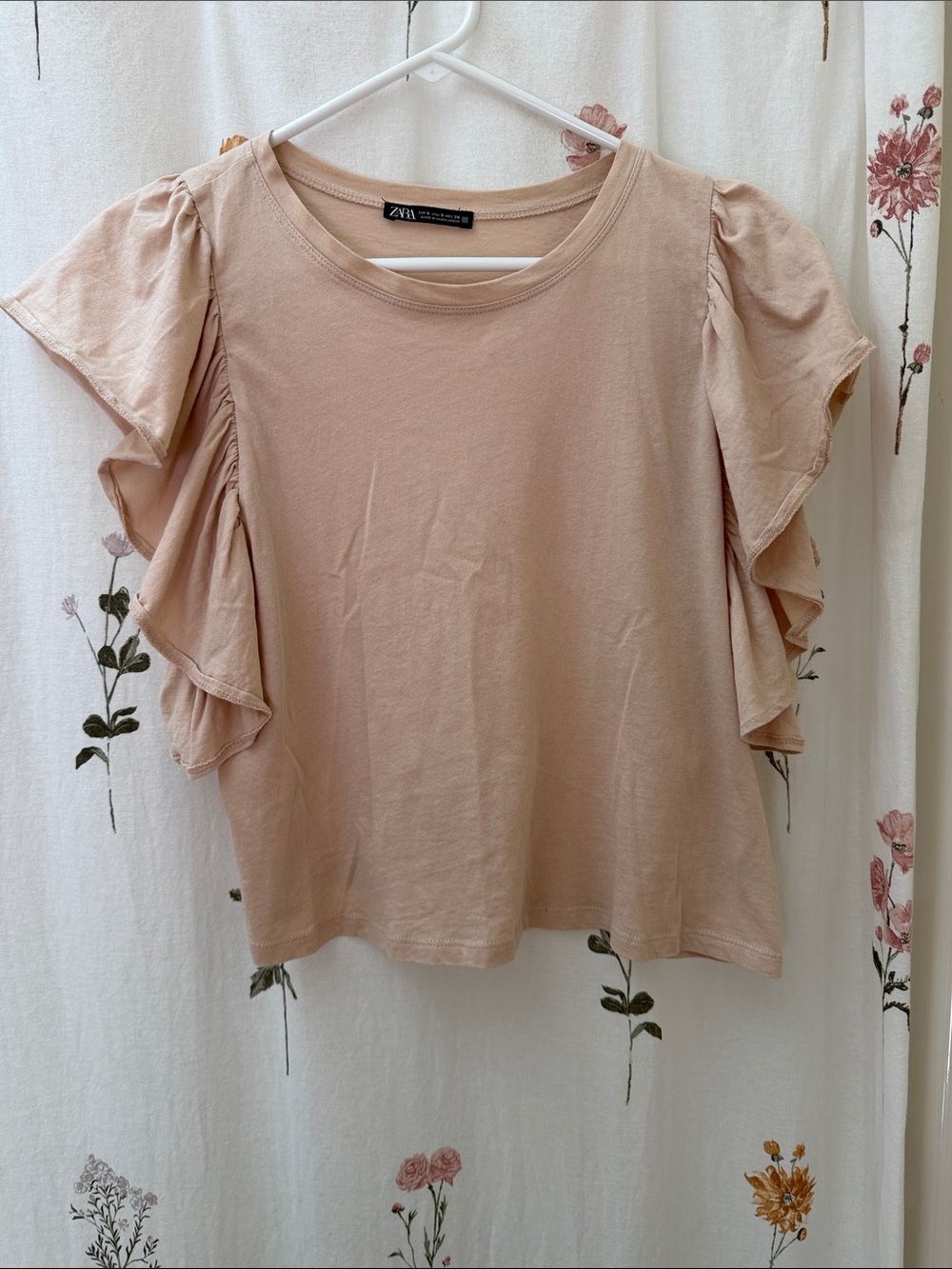 Zara Ruffle Sleeve Tee in tan color